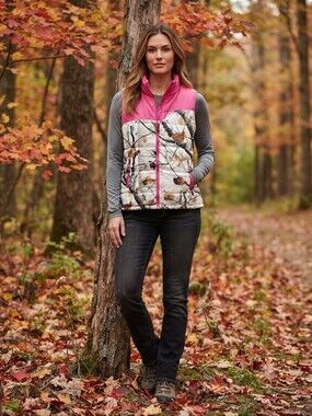 Legendary Whitetails Women's Pink & Camo Big Game Insulated Puffer Vest Size L